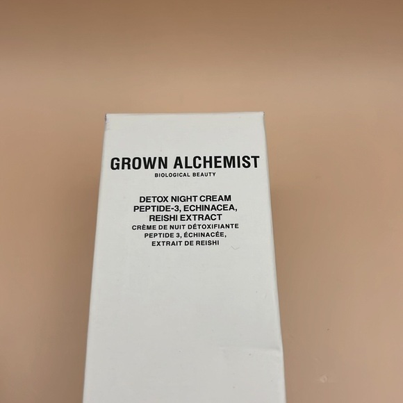 Grown Alchemist - Detox Night Cream (40mL) Peptide-3, Echinacea, Reishi Extract - Picture 2 of 4